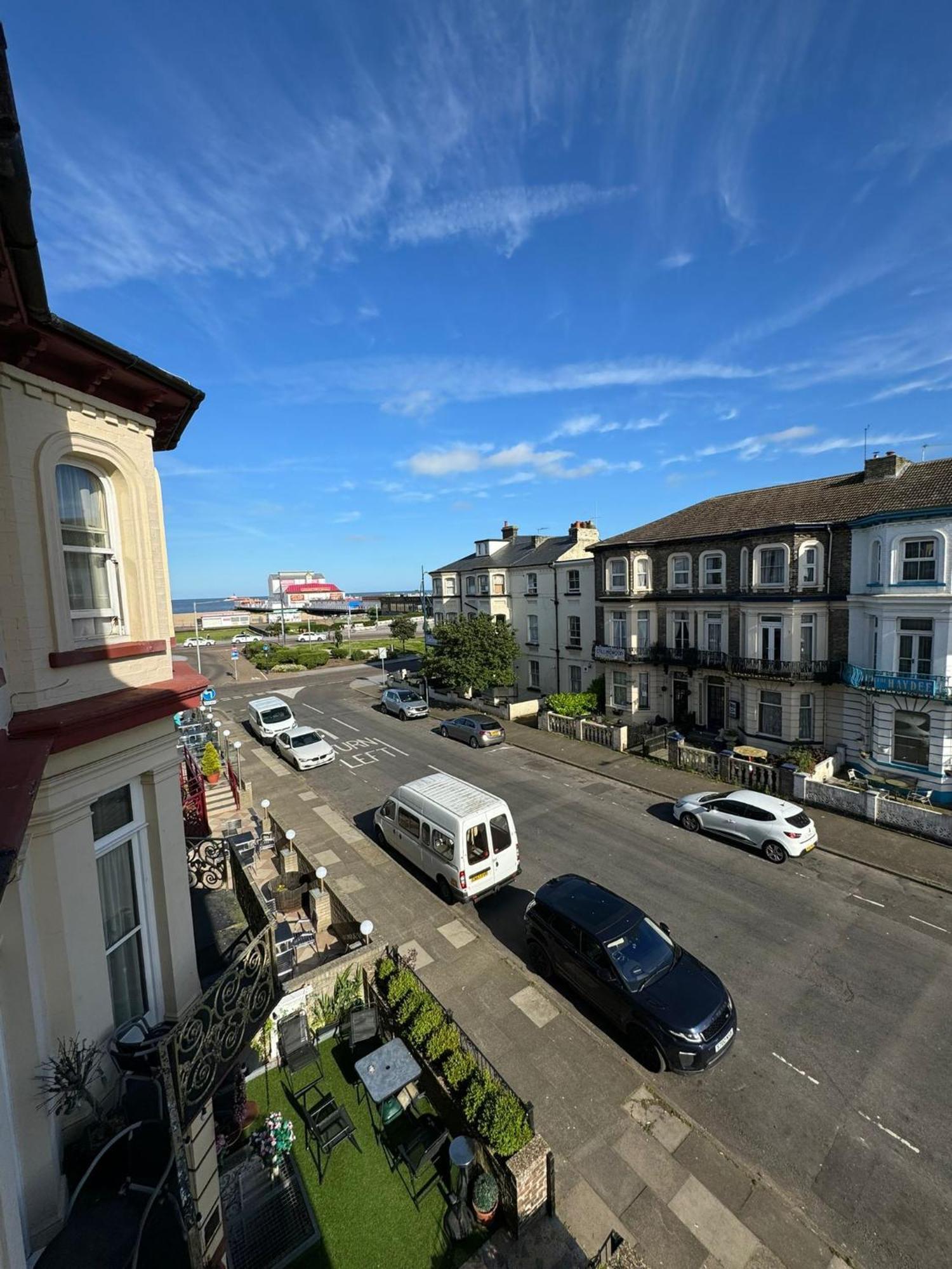 The Paradise Guest House Great Yarmouth Ruang foto