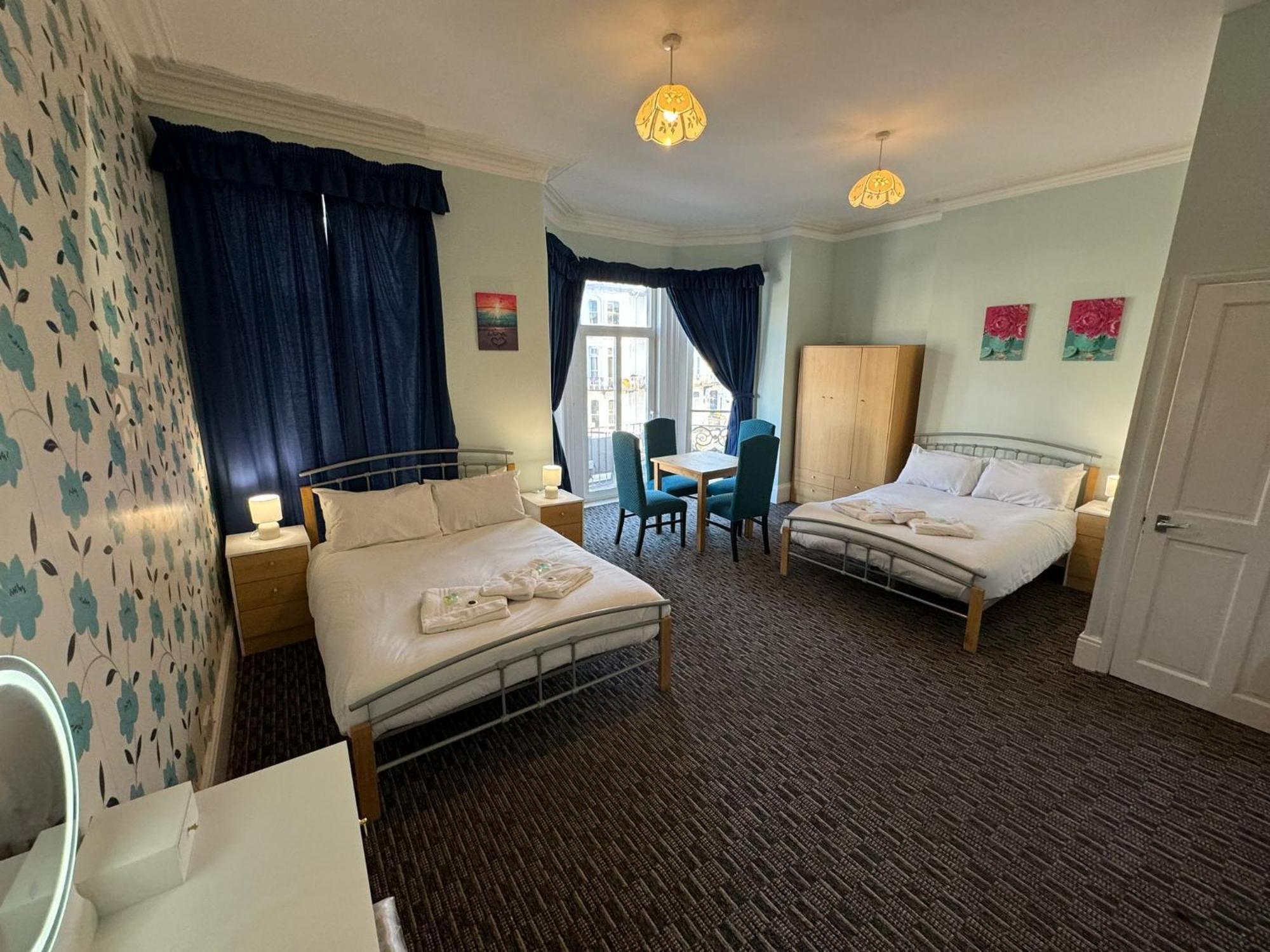 The Paradise Guest House Great Yarmouth Ruang foto
